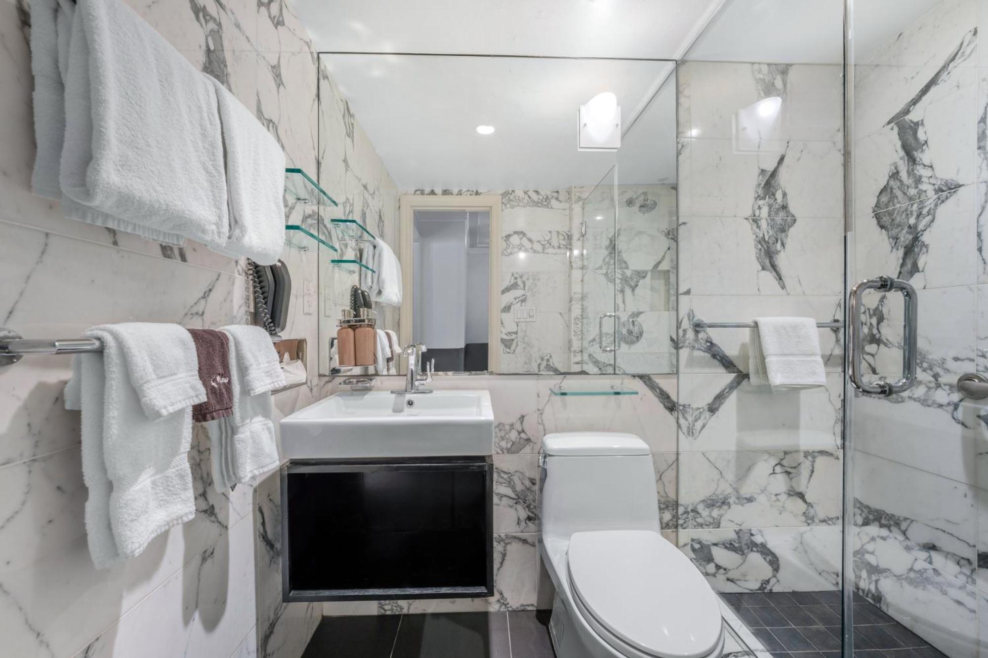 The Normandy Hotel Washington Bilik gambar